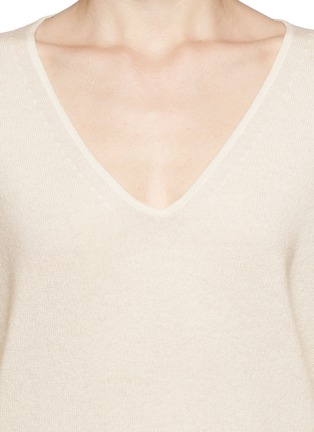 Detail View - Click To Enlarge - THEORY - 'Wynn' cashmere sweater