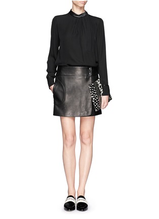 Figure View - Click To Enlarge - THEORY - Overlapped leather mini skirt