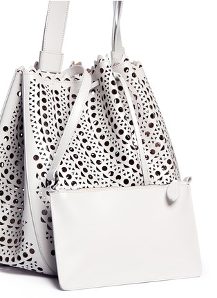 Detail View - Click To Enlarge - ALAÏA - Perforated leather bucket tote