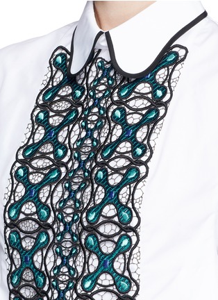 Detail View - Click To Enlarge - PETER PILOTTO - 'Atom' lace panel poplin shirt