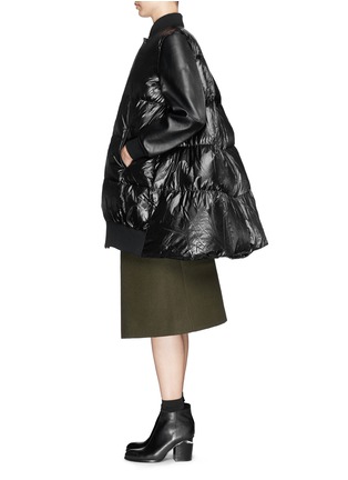 Figure View - Click To Enlarge - SACAI LUCK - Leather sleeve long down jacket