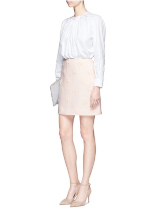 Figure View - Click To Enlarge - VALENTINO GARAVANI - Daisy appliqué Crepe Couture skirt