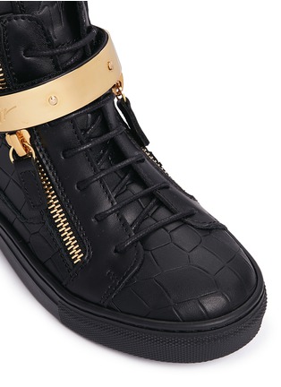 Detail View - Click To Enlarge - 73426 - 'Nicki Junior' croc embossed leather kids sneakers