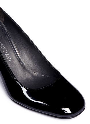 Detail View - Click To Enlarge - STUART WEITZMAN - 'Mary' patent leather pumps