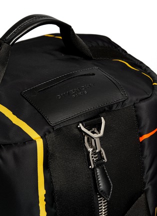 Detail View - Click To Enlarge - GIVENCHY - Basketball court print duffle backpack