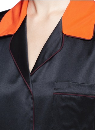 Detail View - Click To Enlarge - GIVENCHY - Contrast collar silk satin pyjama shirt