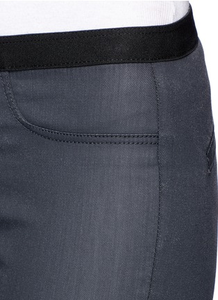 Detail View - Click To Enlarge - HELMUT LANG - Coated cotton blend skinny pants