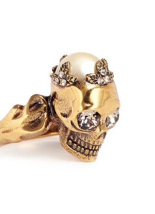 Detail View - Click To Enlarge - ALEXANDER MCQUEEN - Faux pearl crown skull ring