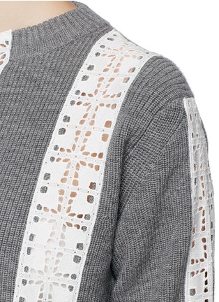 Detail View - Click To Enlarge - SACAI LUCK - Broderie anglaise wool sweater dress