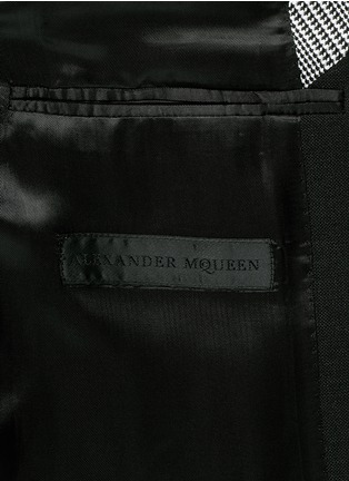  - ALEXANDER MCQUEEN - Houndstooth graphic jacquard wool blazer