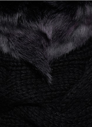 Detail View - Click To Enlarge - KARL DONOGHUE - Lambskin trim hand-knit snood