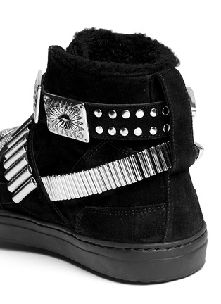 Detail View - Click To Enlarge - TOGA ARCHIVES - Metal hardware suede shearling sneakers