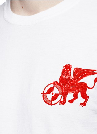Detail View - Click To Enlarge - POWERS - 'Powers Supply' winged lion print T-shirt
