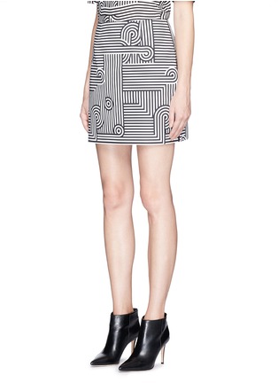 Front View - Click To Enlarge - VICTORIA, VICTORIA BECKHAM - Geometric stripe crepe cropped pencil skirt