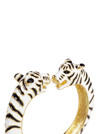 Detail View - Click To Enlarge - KENNETH JAY LANE - Enamel double white tiger gold plated cuff