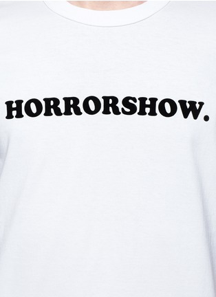 Detail View - Click To Enlarge - SACAI - 'Horrorshow' flock print cotton T-shirt