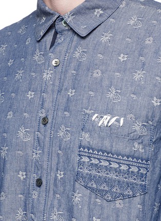 Detail View - Click To Enlarge - SACAI - Pineapple jacquard drawstring hem chambray shirt