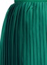 Detail View - Click To Enlarge - MO&CO. - Sunray pleat satin A-line skirt