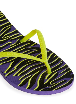 Detail View - Click To Enlarge - HAVAIANAS - 'Flat Style' tiger print flip flops