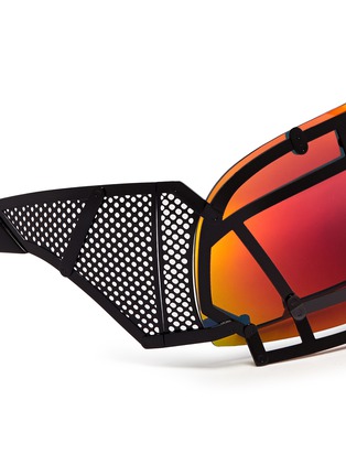Detail View - Click To Enlarge - LINDA FARROW DESIGNERS COLLECTION - x KTZ 'Football Helmut' sunglasses
