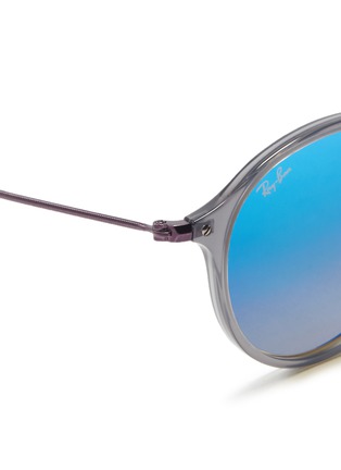 Detail View - Click To Enlarge - RAY-BAN - 'Round Fleck Flash' matte temple acetate mirror sunglasses