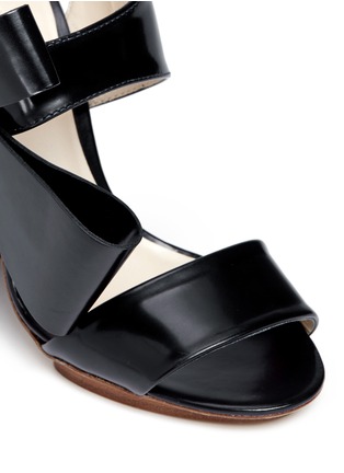 Detail View - Click To Enlarge - DELPOZO - Oversized bow appliqué leather sandals