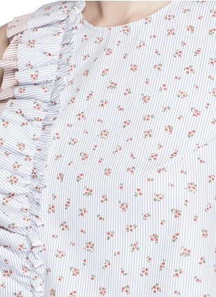 Detail View - Click To Enlarge - SHUSHU/TONG - Ruffle trim floral print sleeveless top