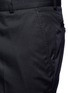 Detail View - Click To Enlarge - ALEXANDER MCQUEEN - Zip knee cotton twill pants
