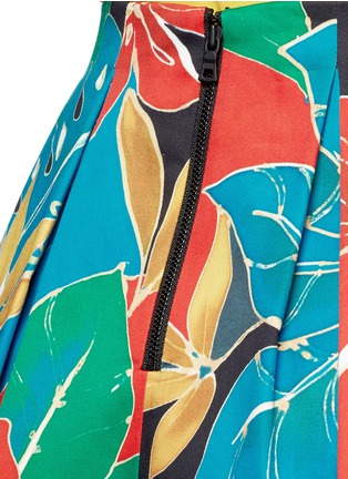 Detail View - Click To Enlarge - ALICE & OLIVIA - 'Connor' floral print box pleat skirt