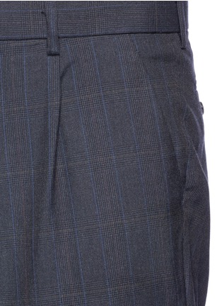 Detail View - Click To Enlarge - KOLOR - Glen plaid crossover front pleated pants