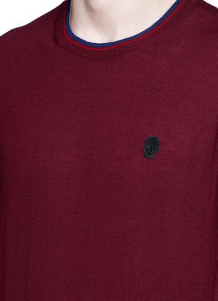 Detail View - Click To Enlarge - ALEXANDER MCQUEEN - Skull patch cashmere sweater