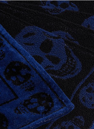 Detail View - Click To Enlarge - ALEXANDER MCQUEEN - Classic skull cotton beach towel