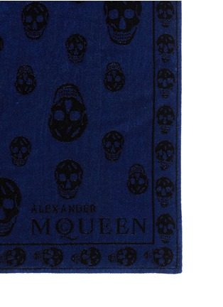 Detail View - Click To Enlarge - ALEXANDER MCQUEEN - Classic skull cotton beach towel