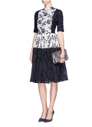 Figure View - Click To Enlarge - MS MIN - Flower embroidery cotton toile shirt dress