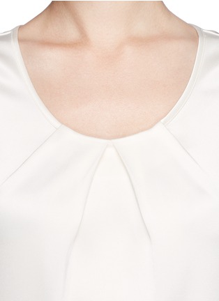 Detail View - Click To Enlarge - ST. JOHN - Sleeveless satin blouse