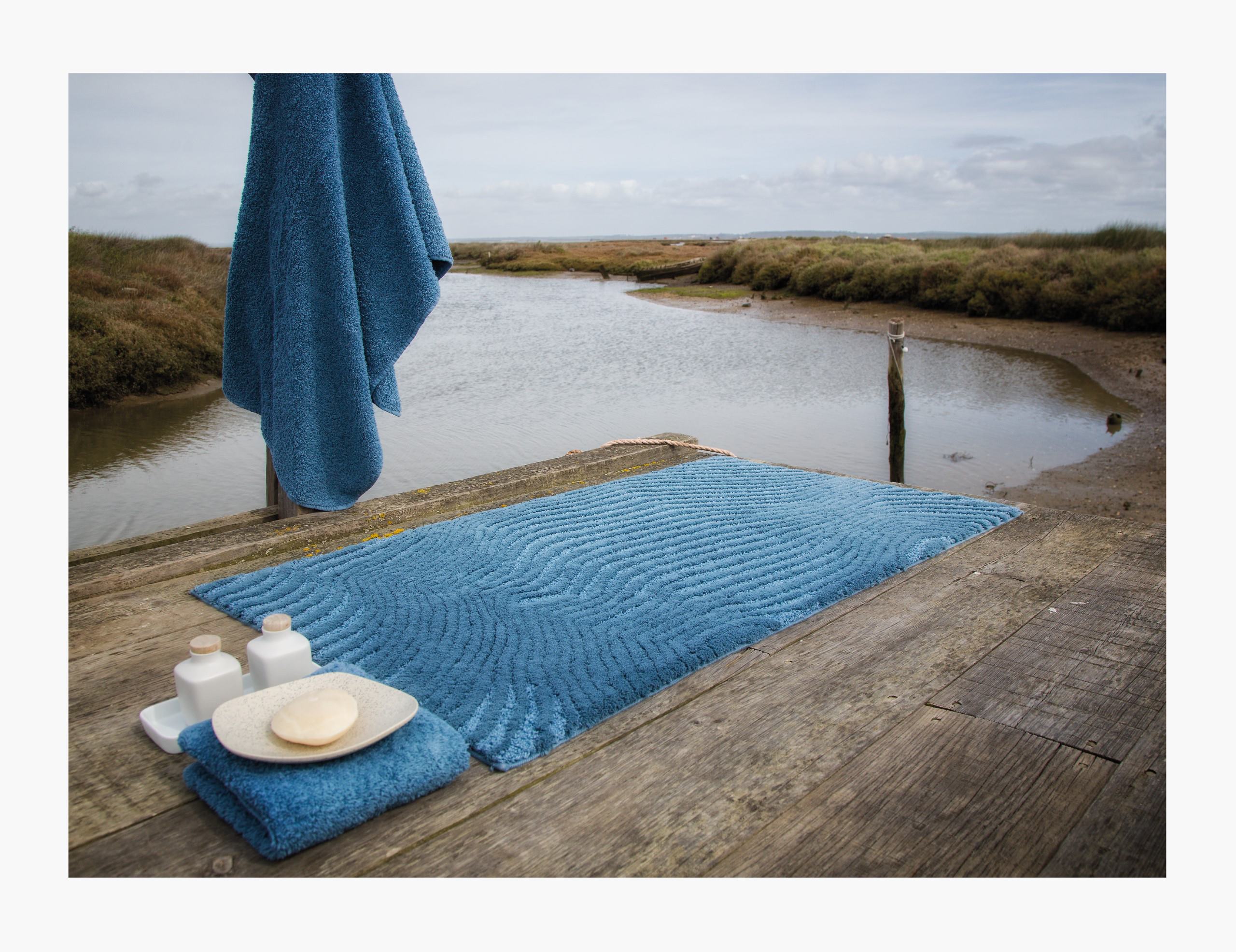 Abyss Super Pile Bath Towels & Mats - Evergreen